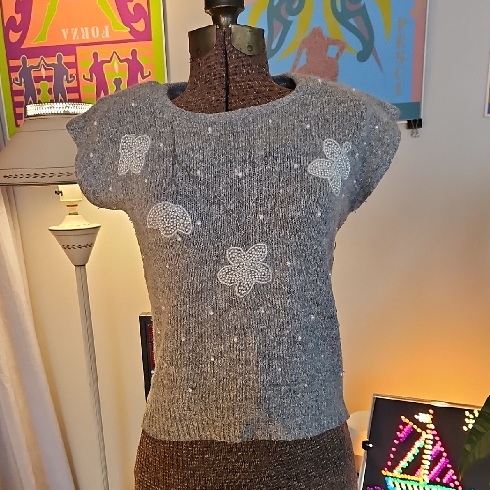 Vintage 1980s Heidi Cap Sleeve Knit Sweater Pearl Embroidery Angora Blend Size S